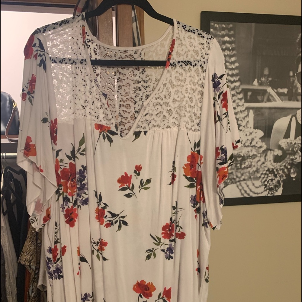 Torrid Short Sleeve Blouse